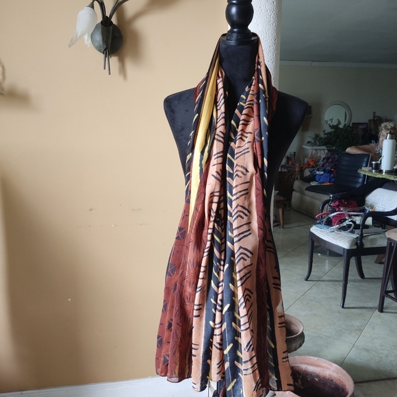 Peppermint Bay Sheer Tropical Scarf Sarong Cover Up Size 41 3/4" x 73" - Picture 6 of 10